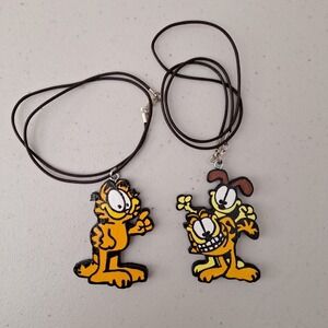 Vintage 1990s Garfield & Odie Necklace Set Handpainted Wooden Pendant NEW